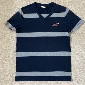 Hollister V-neck shirt